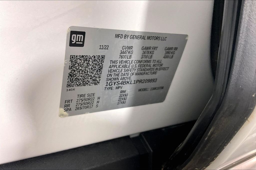 Used 2023 White Cadillac Premium Luxury image 17