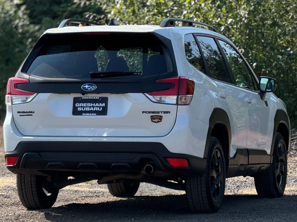 Used 2024 Crystal White Pearl Subaru Wilderness image 7