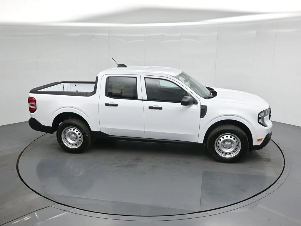 New 2026 Oxford White Ford XL image 48