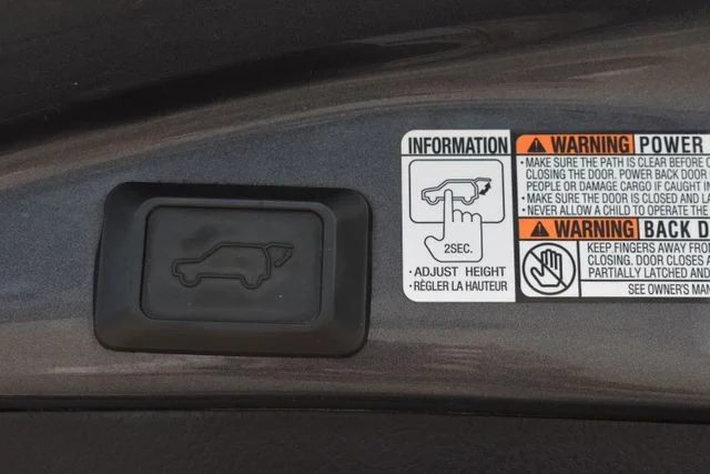 Used 2017 Gray Toyota XLE image 15