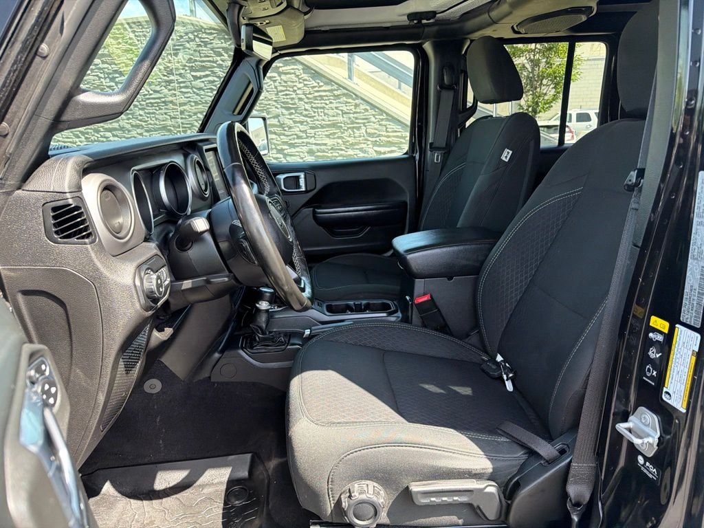 Used 2021 Black Jeep Sport image 10
