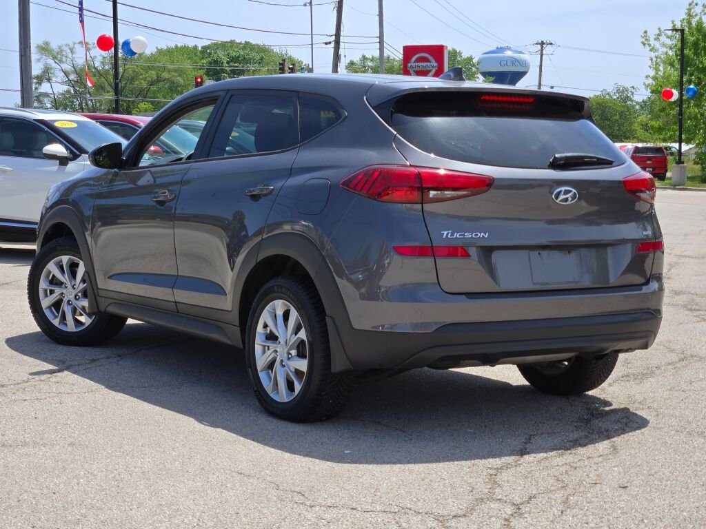 Used 2020 Gray Hyundai SE image 12