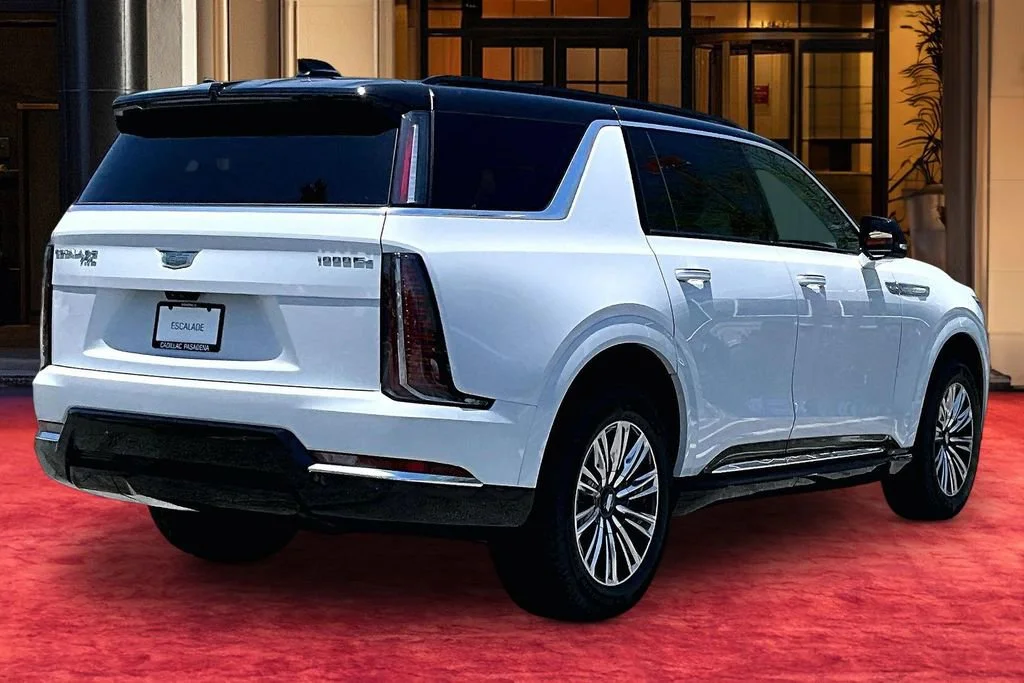 New 2026 Vibrant White Tricoat Cadillac Luxury image 6