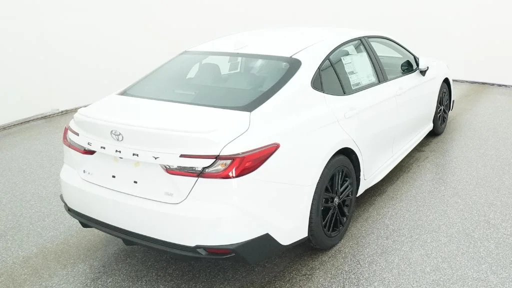 New 2026 Ice Cap Toyota SE image 5