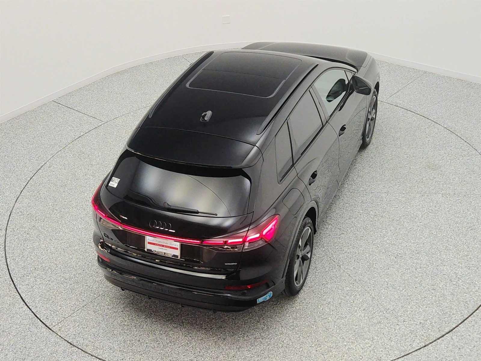 Used 2024 Mythos Black Metallic Audi Premium Plus 55 quattro image 27