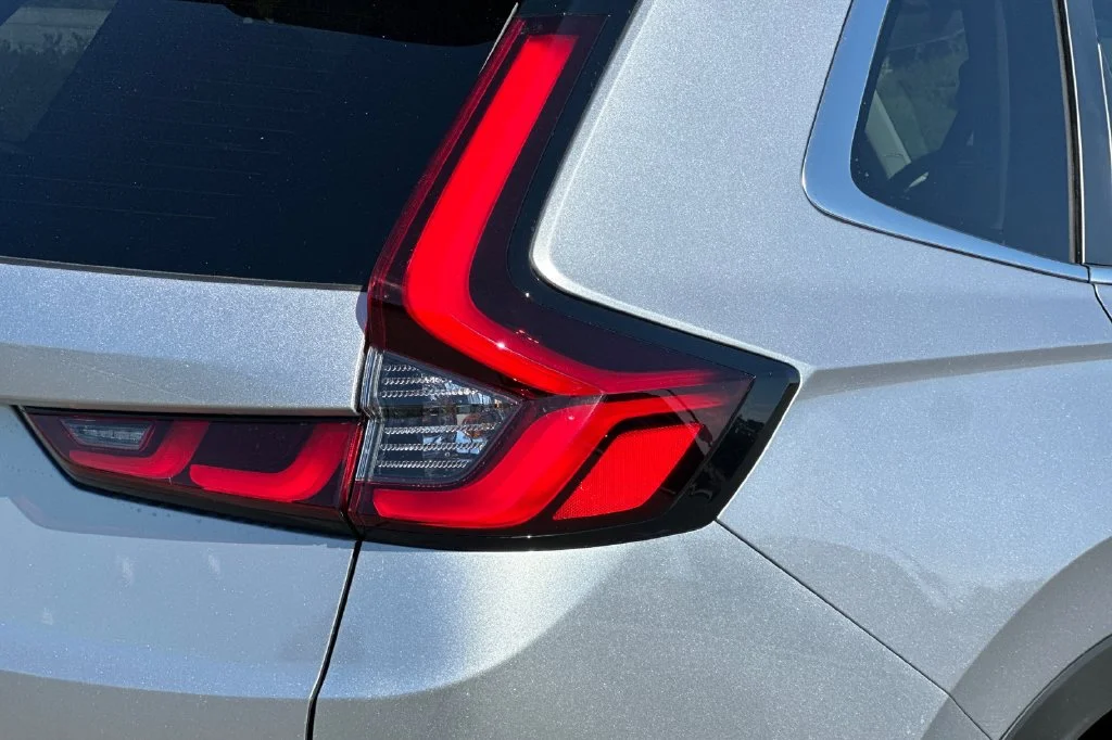 New 2027 Solar Silver Metallic Honda EX-L image 21