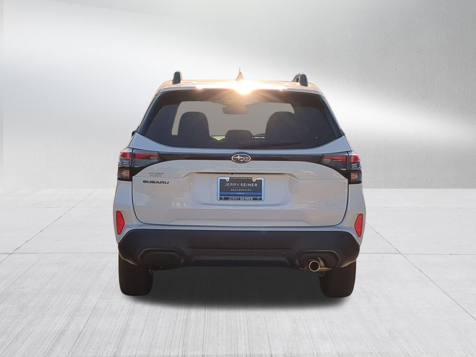 New 2026 CRYSTAL WHITE PEARL Subaru Limited image 10