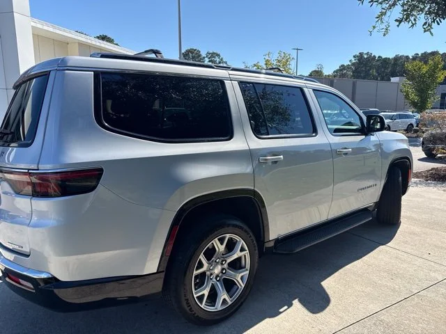 Used 2022 Silver Jeep Series II image 4