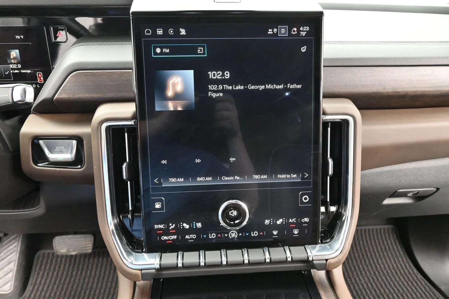 Used 2025 Titanium Rush Metallic GMC Denali Ultimate image 25