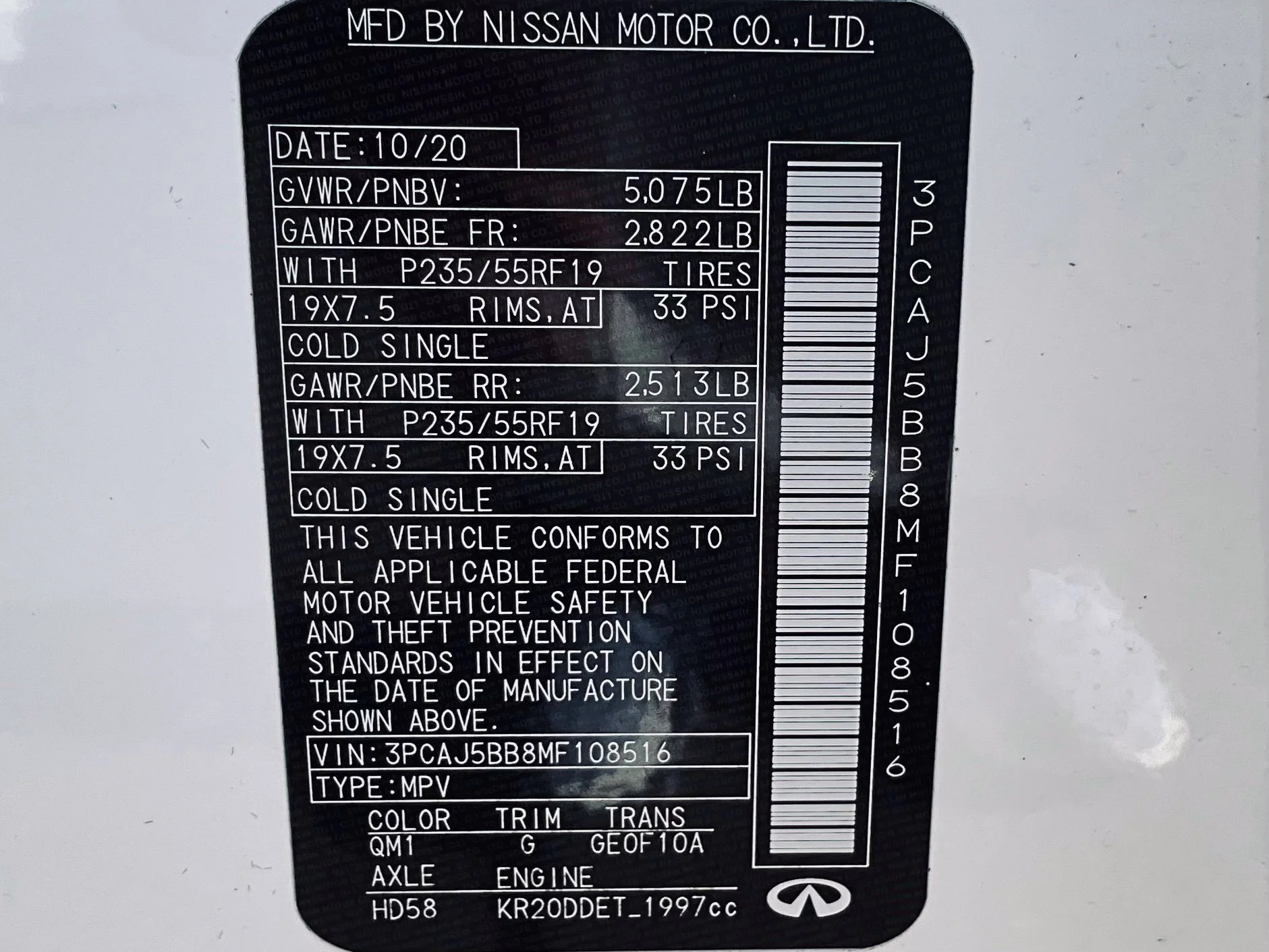 Used 2021 White INFINITI LUXE image 30