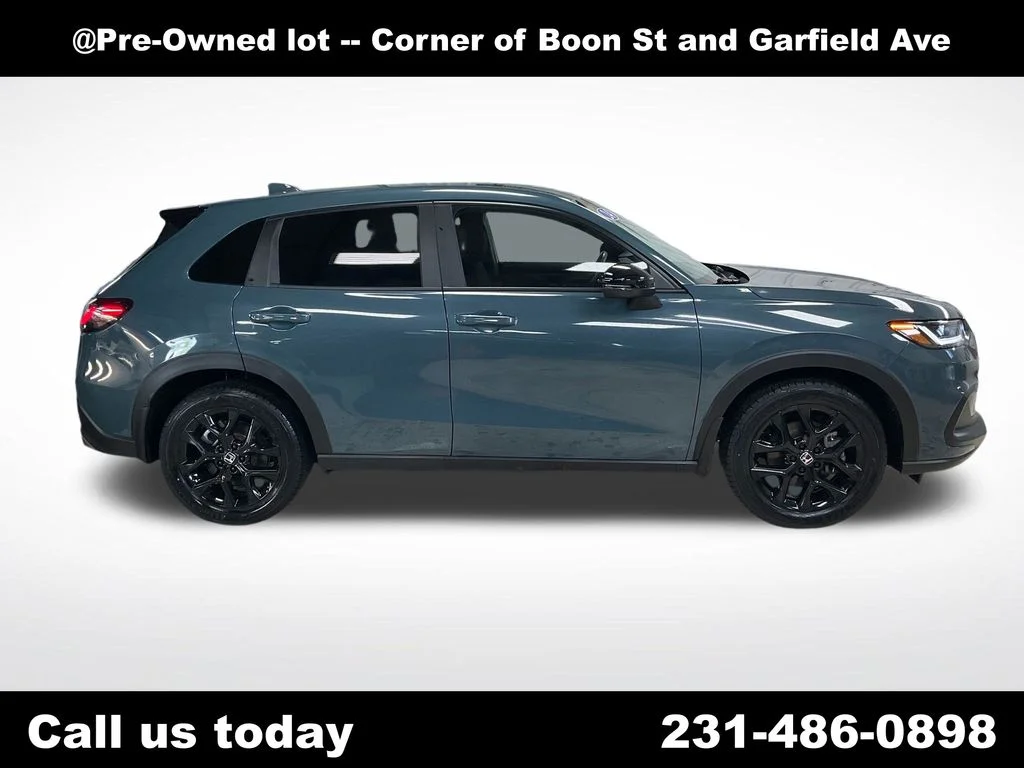 Used 2024  Honda Sport image 6