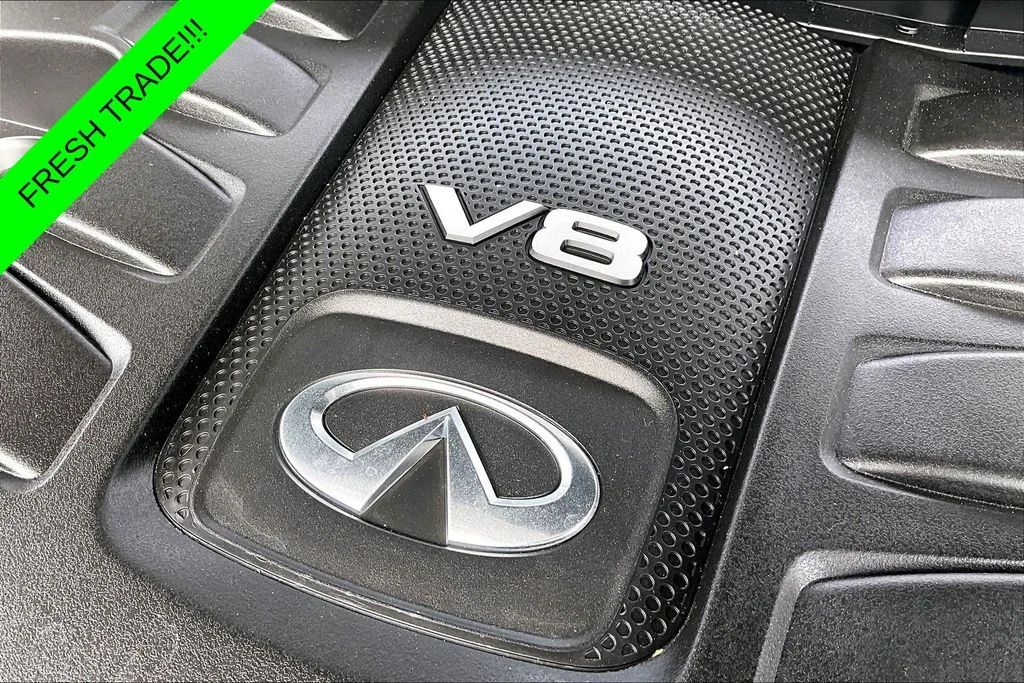 Used 2024 White INFINITI Sensory image 30