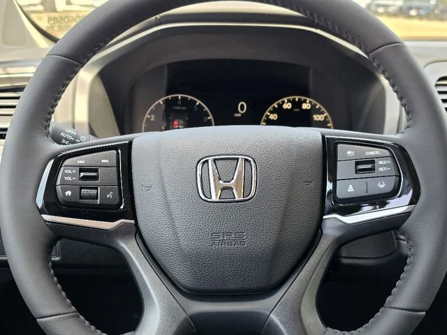 New 2026 Platinum White Pearl Honda EX-L image 9
