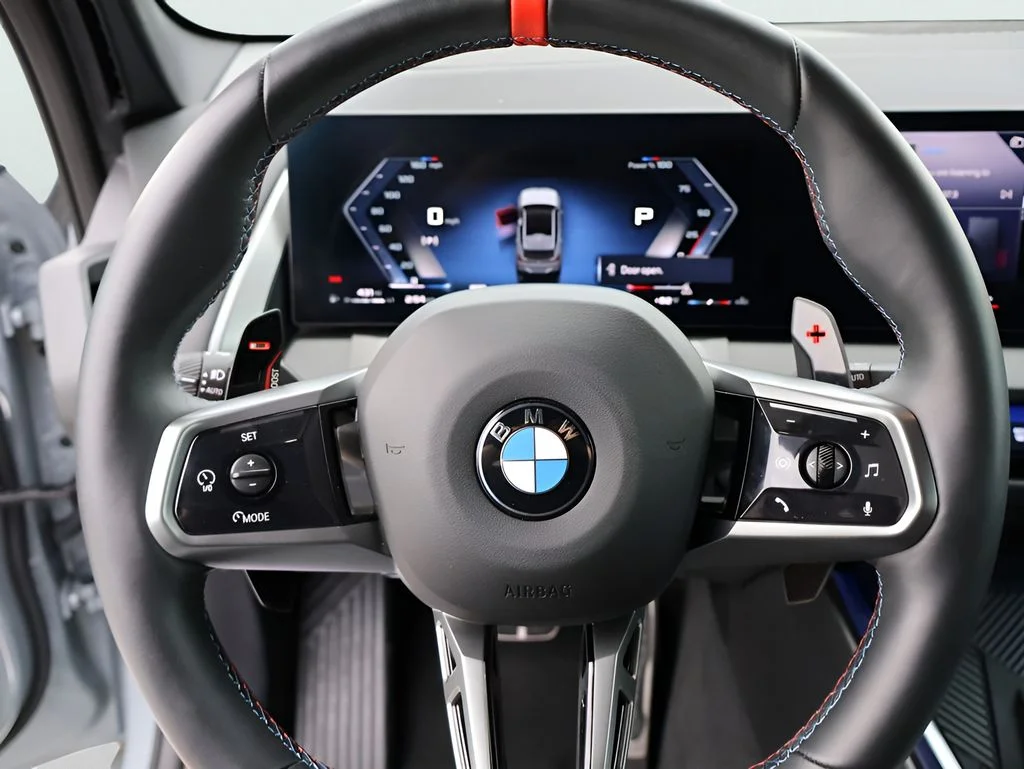 Used 2026 Brooklyn Gray Metallic BMW M50 xDrive image 31