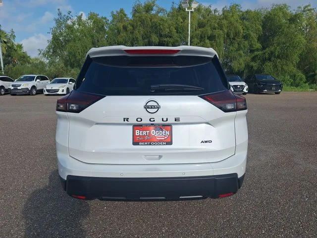 Used 2026 White Nissan Dark Armor image 6