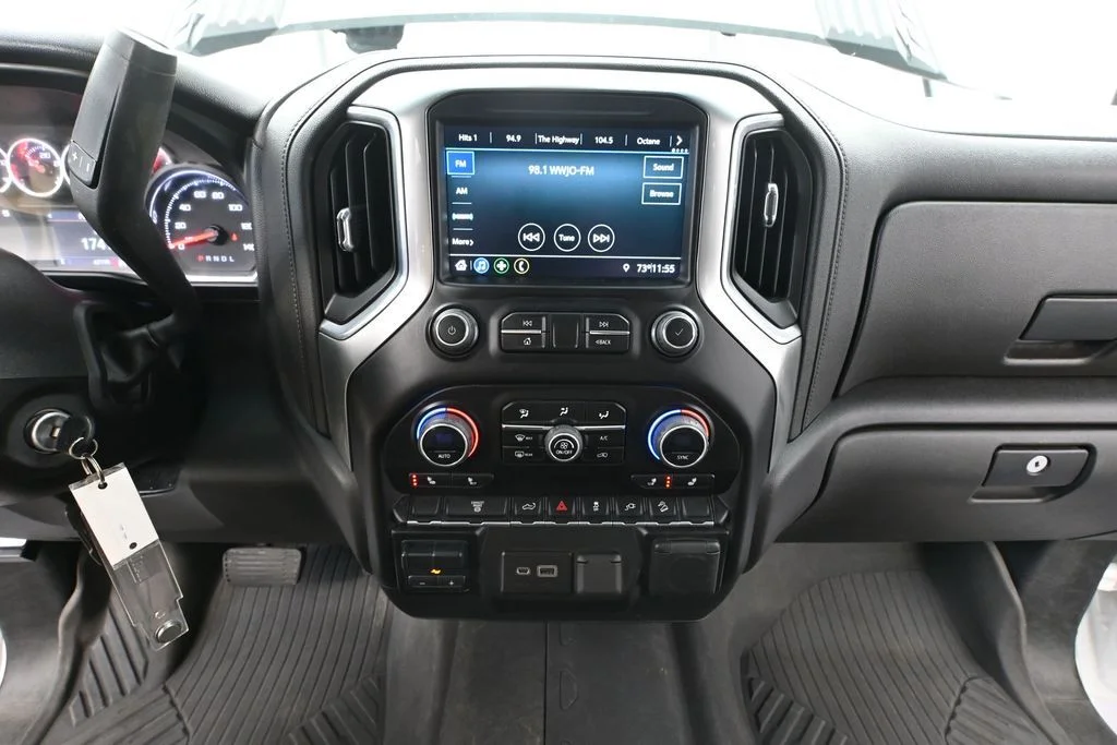Used 2023 White Chevrolet LT image 36