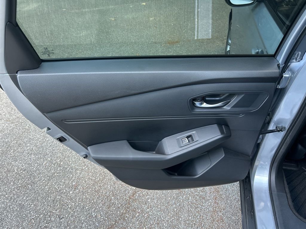Used 2023 Silver Honda EX image 24