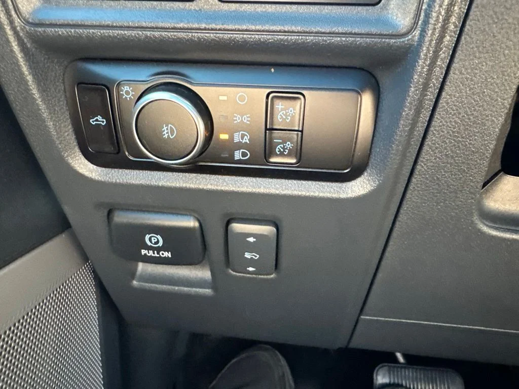 Used 2023 Gray Metallic Ford XLT image 26