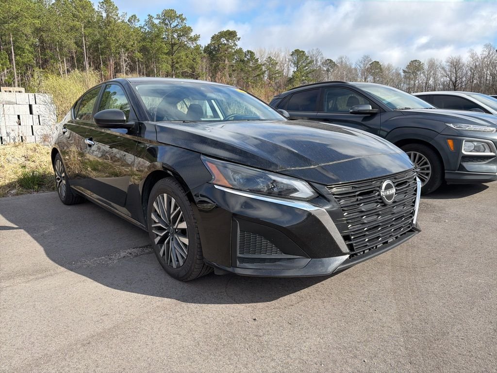 2024 Nissan Altima SV