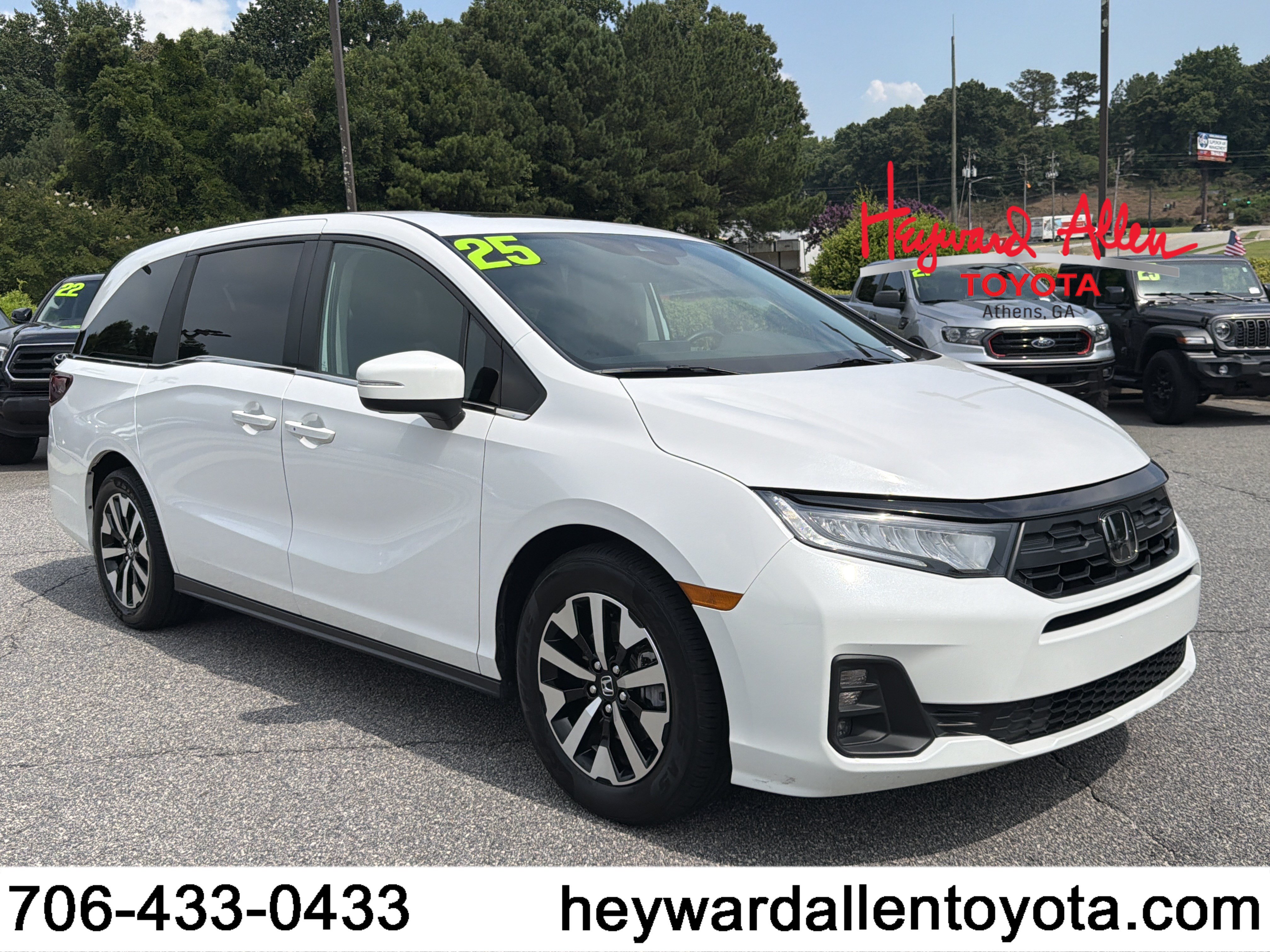 2025 Honda Odyssey EX-L's photo