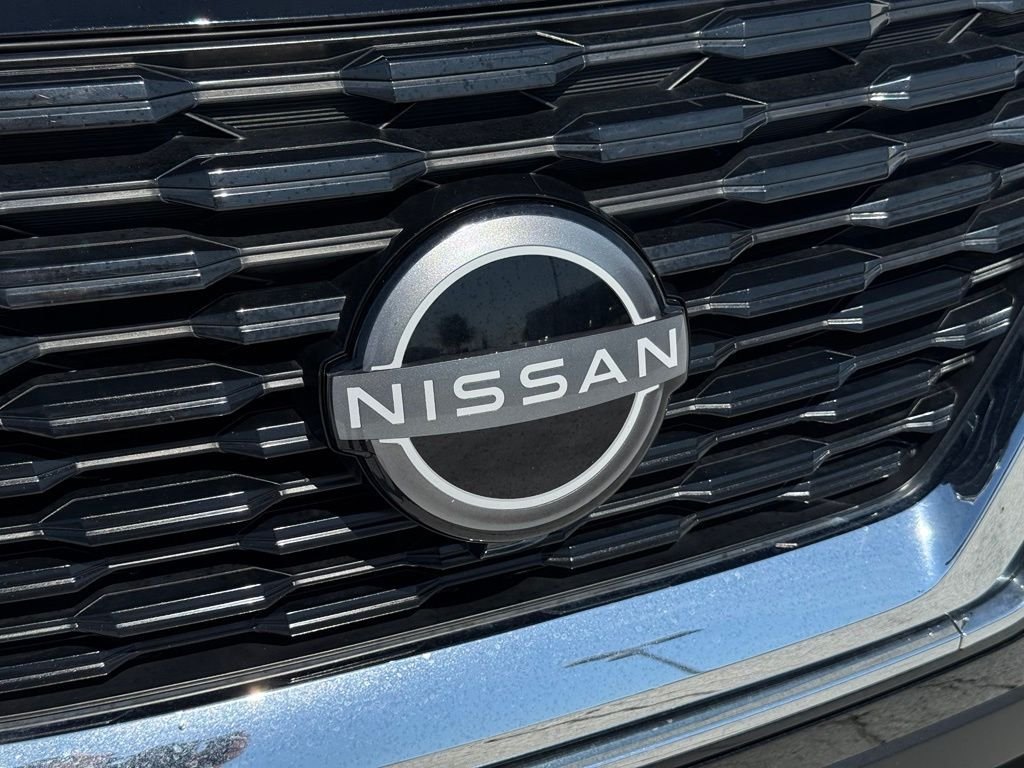 Used 2023 Black Nissan SV image 9