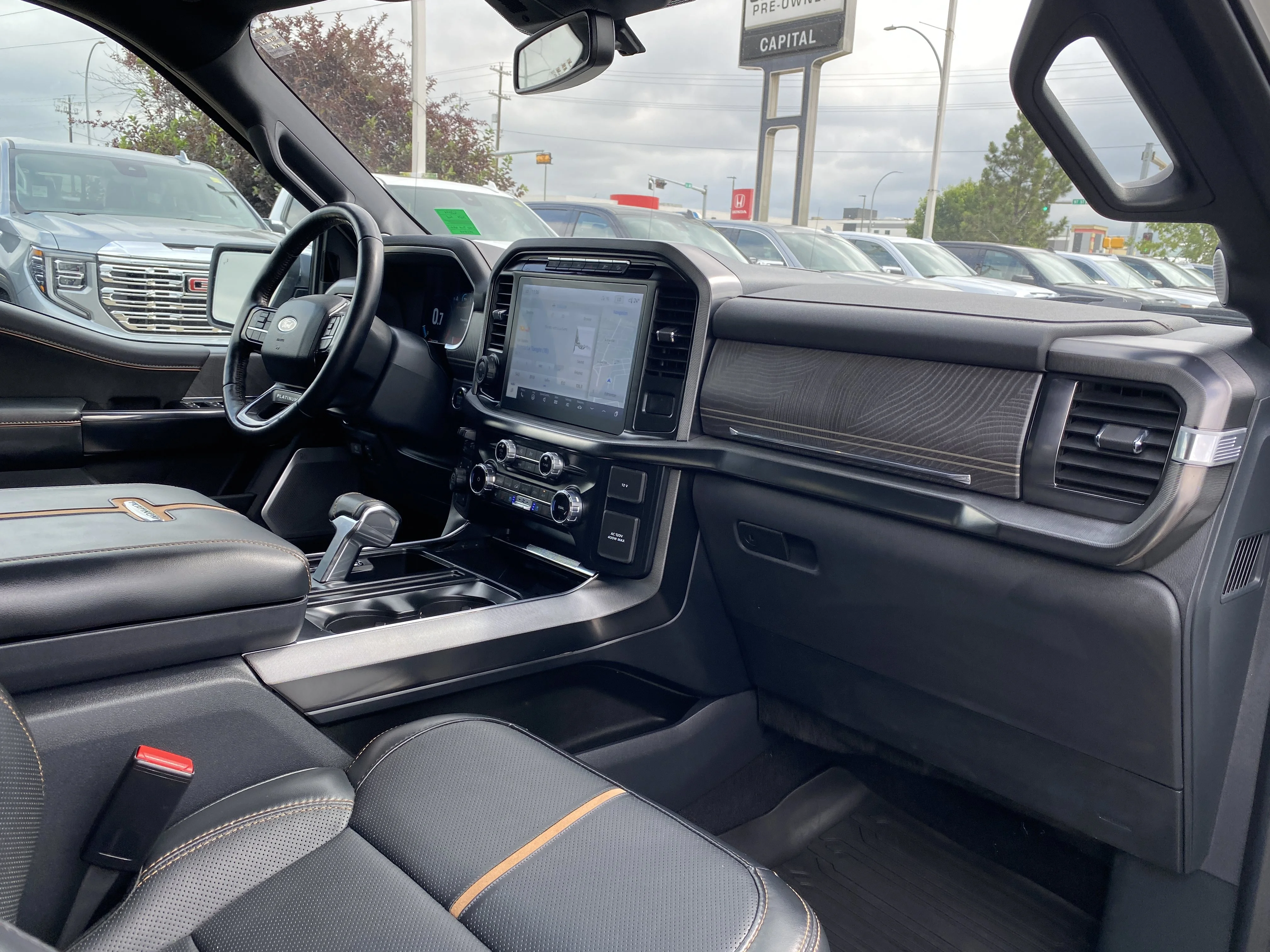 Certified Used 2023 White Ford Platinum * PANORAMIC SUNROOF * MAX TRAILERING PKG * image 22