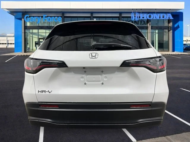 New 2027 Platinum White Pearl Honda LX image 4