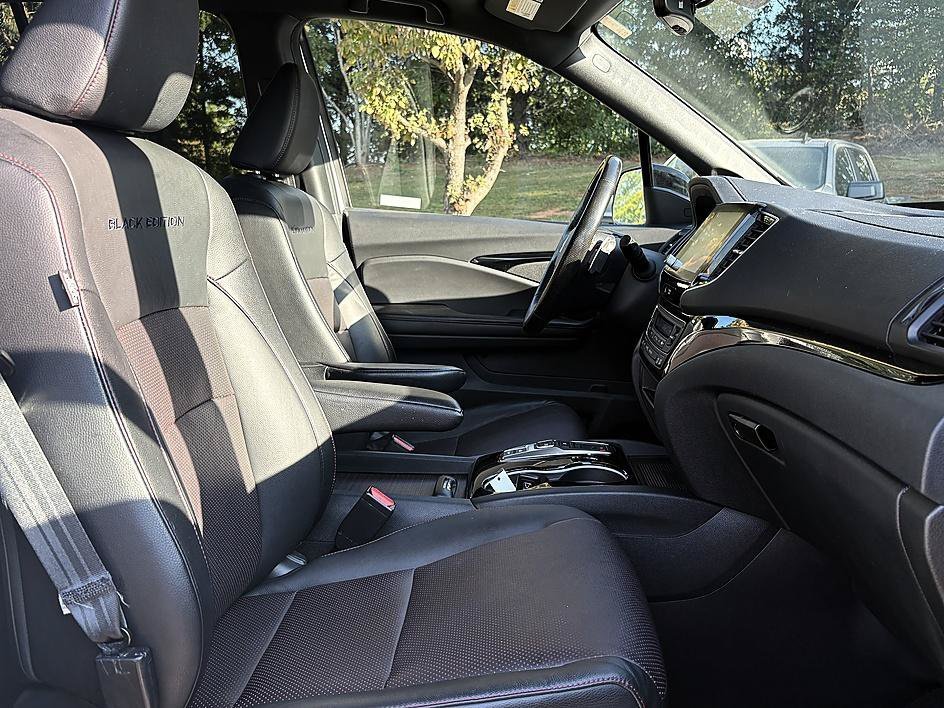 Used 2023 White Honda Black Edition image 12
