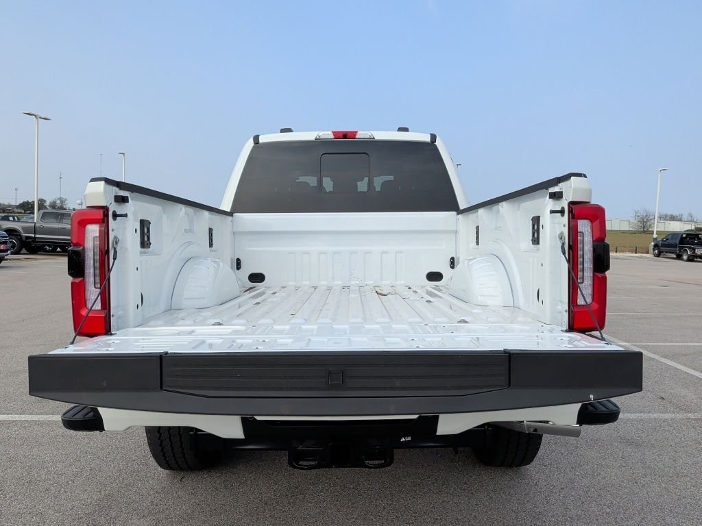 New 2026 Star White Metallic Tri-Coat Ford F-250® Platinum® image 43