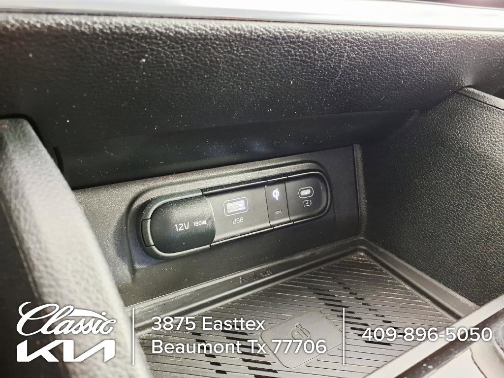 Used 2023 White Kia EX image 23