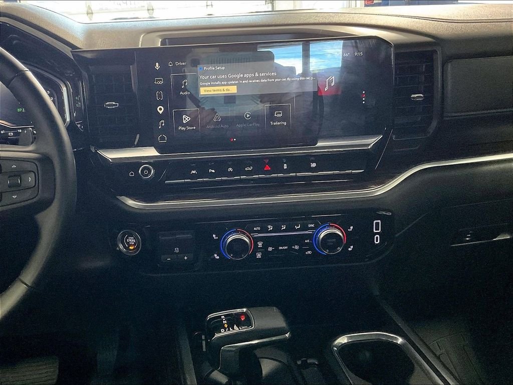 Used 2025 White GMC Elevation image 18