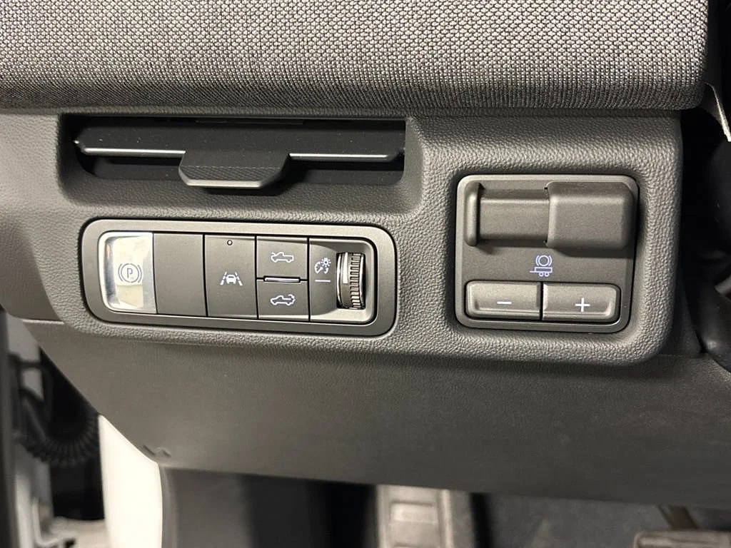 2026 GMC Sierra EV Elevation - Photo 28