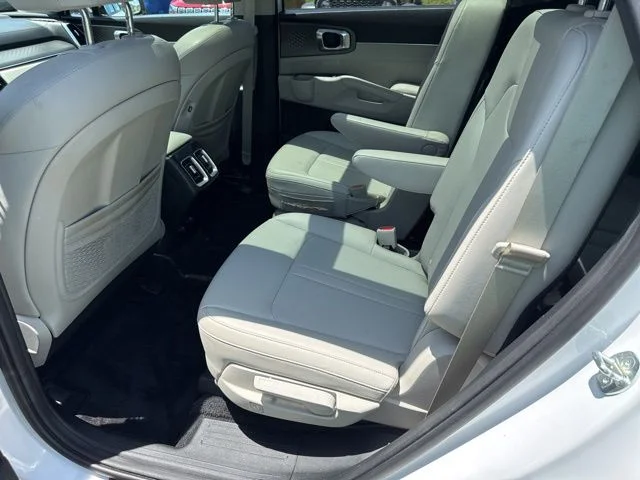 Used 2023 White Kia SX image 20