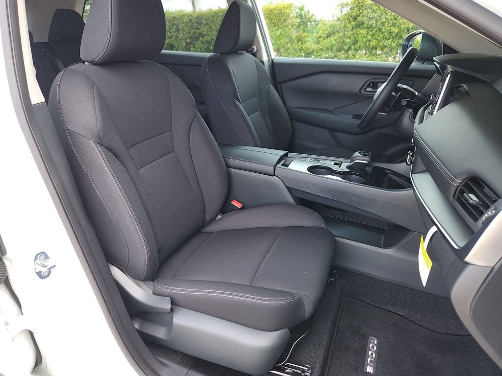 2026 Nissan Rogue S - Photo 12