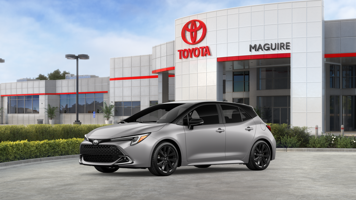New 2027 Classic Silver Metallic with Black roof Toyota XSE image 2