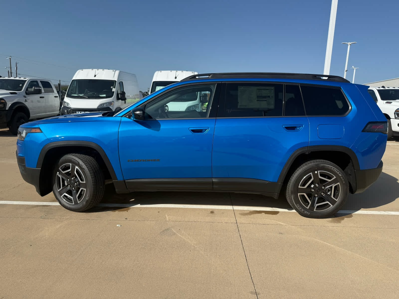 New 2026 Hydro Blue Pearlcoat Jeep Laredo image 9