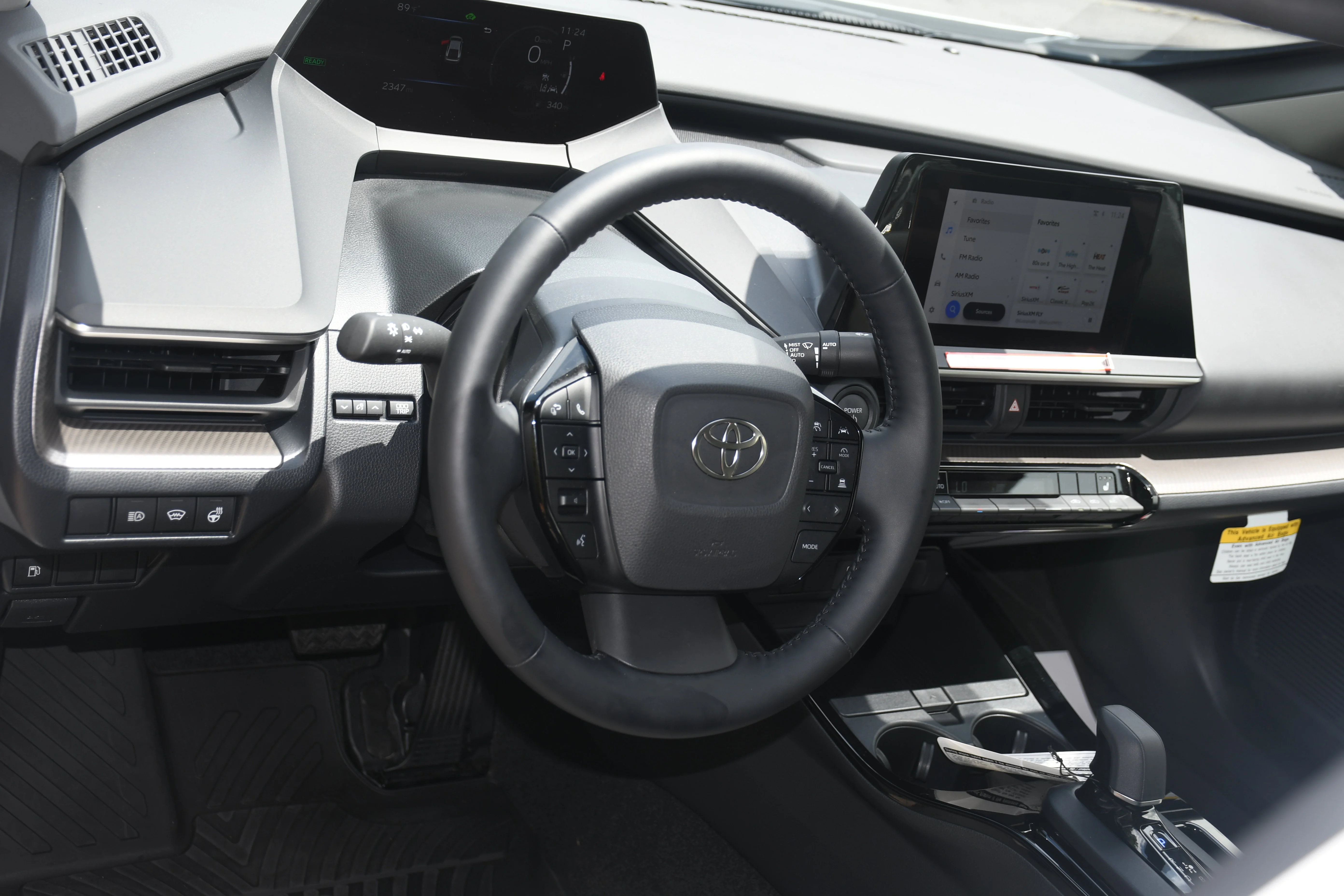 Used 2025 Beige Toyota XLE image 8
