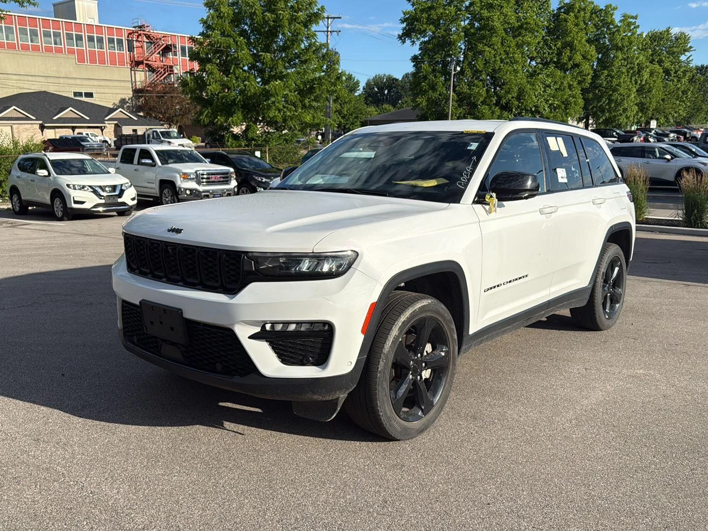 Used 2023 Bright White Jeep Limited image 7