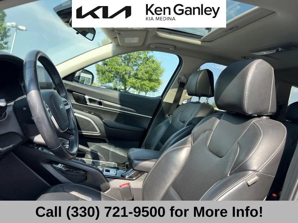 Certified Used 2022 Silver Kia S image 12