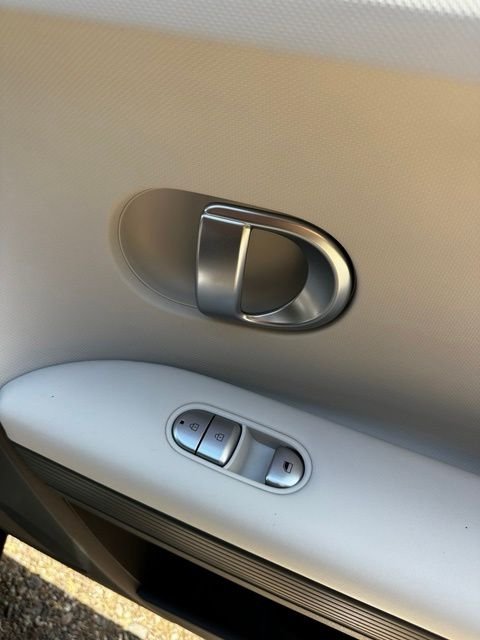 Used 2023 Cyber Gray Hyundai SE image 20