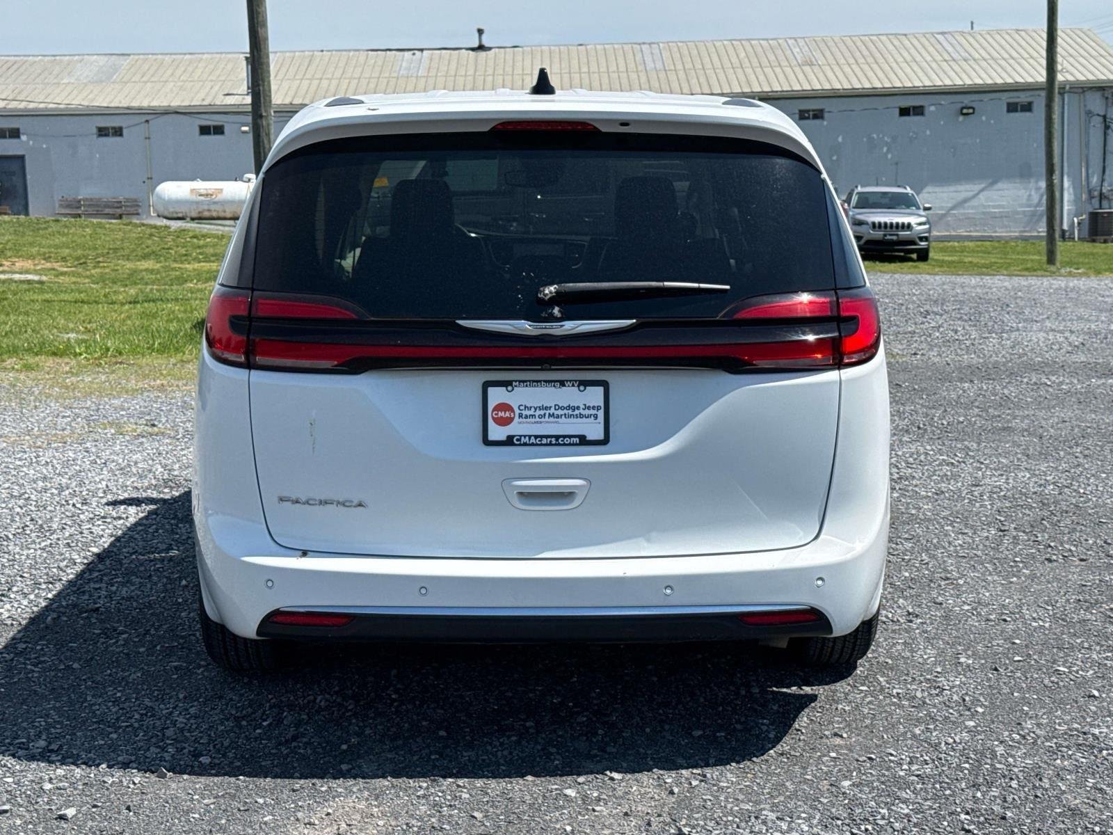 Used 2023 Bright White Clearcoat Chrysler Touring L image 3