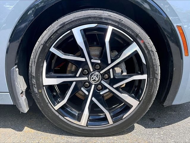 Used 2024 Gray Toyota XSE image 9