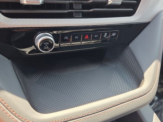 New 2026 Agate Black Metallic Ford Active image 49