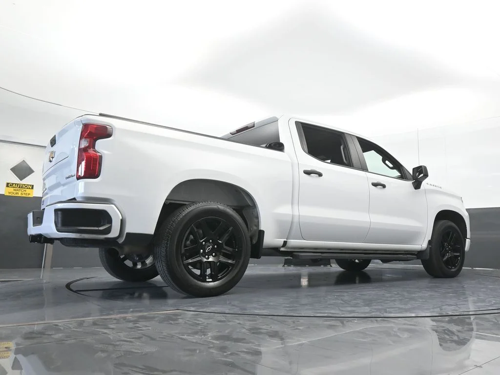 Used 2024 Summit White Chevrolet Custom image 64