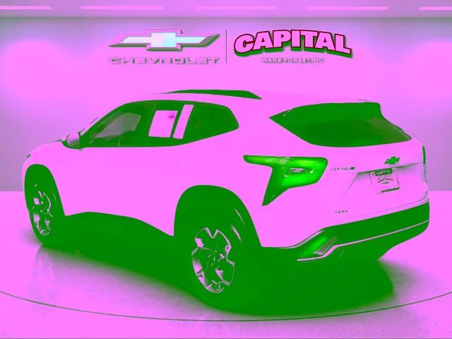 Used 2025 White Chevrolet LT image 3