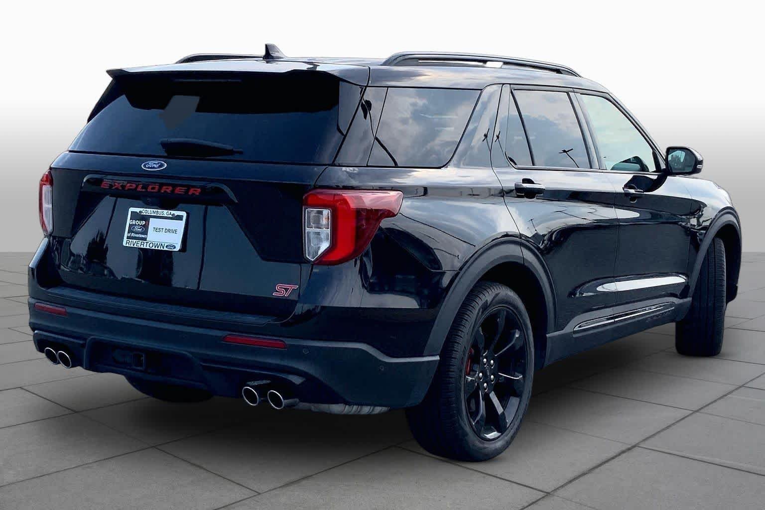 Used 2020 Agate Black Metallic Ford ST image 23