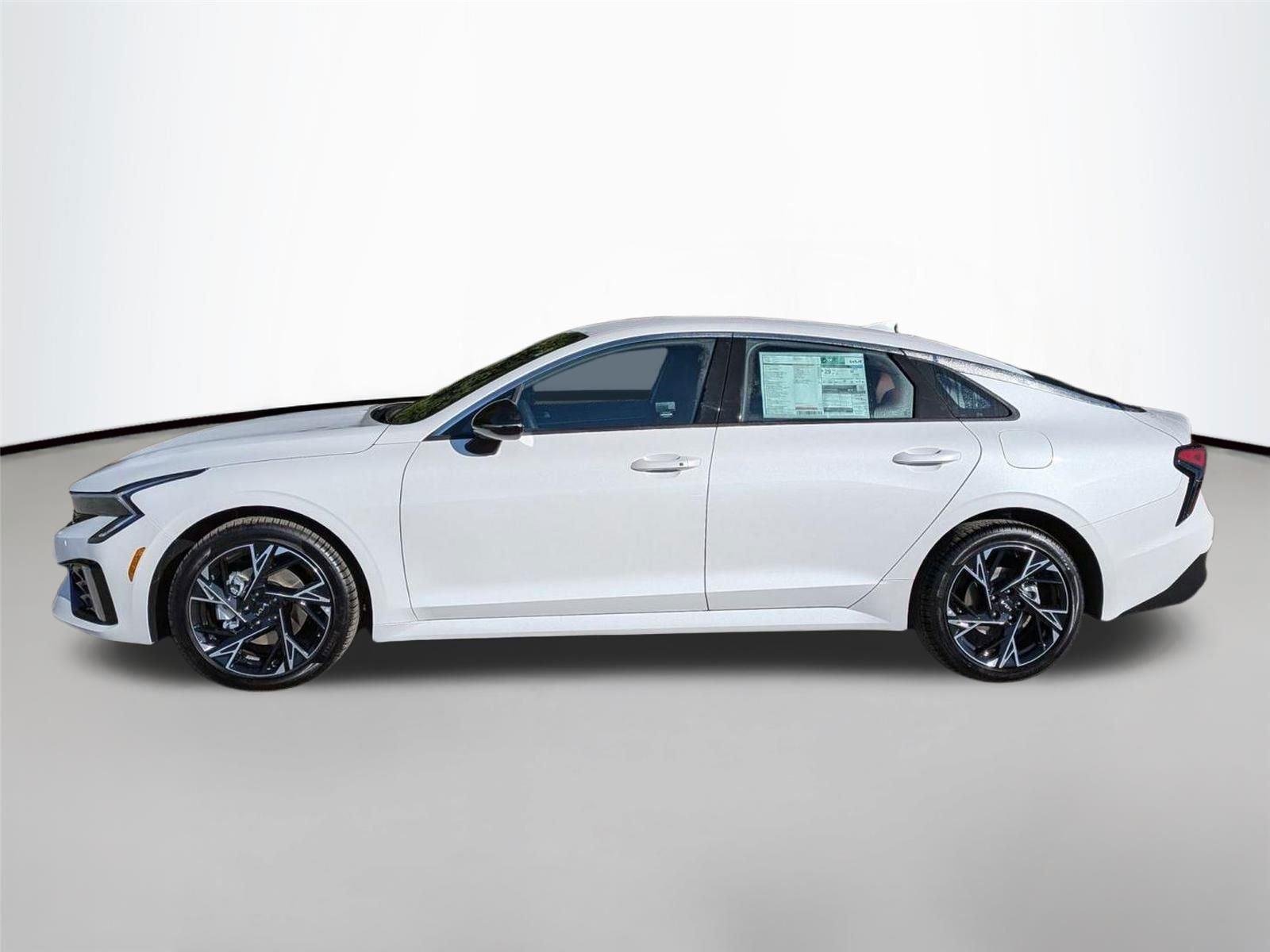 New 2026 Snow White Pearl Kia GT-Line image 10
