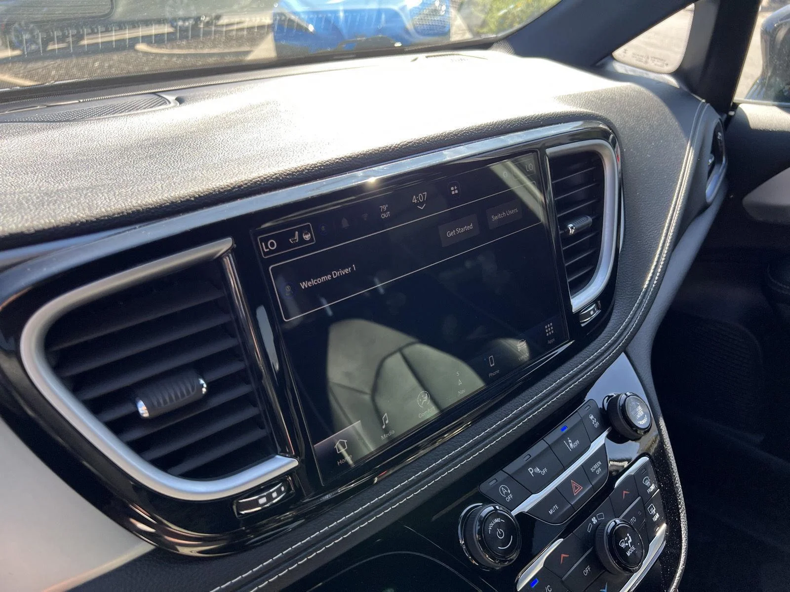 2026 Chrysler Pacifica Limited - Photo 22