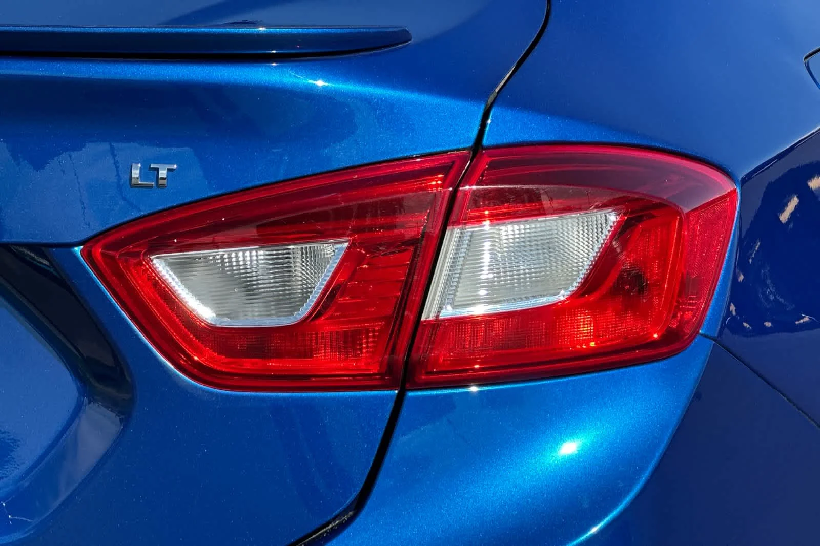 Used 2017 Kinetic Blue Metallic Chevrolet LT image 25