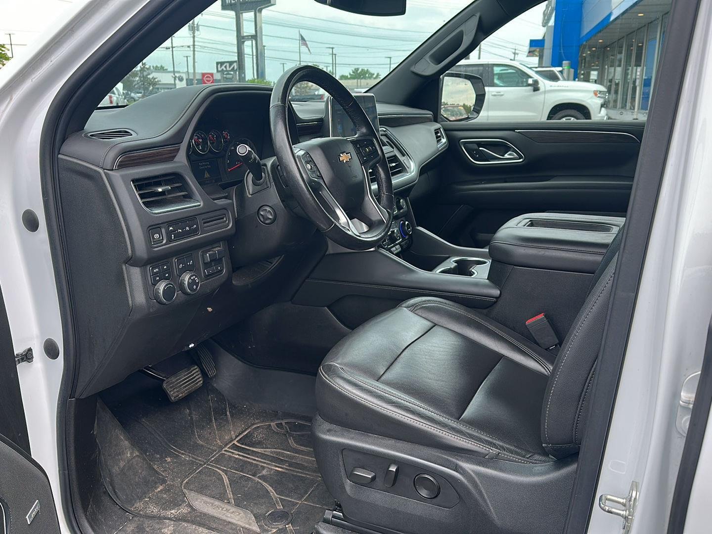 Used 2021 Summit White Chevrolet LT image 7